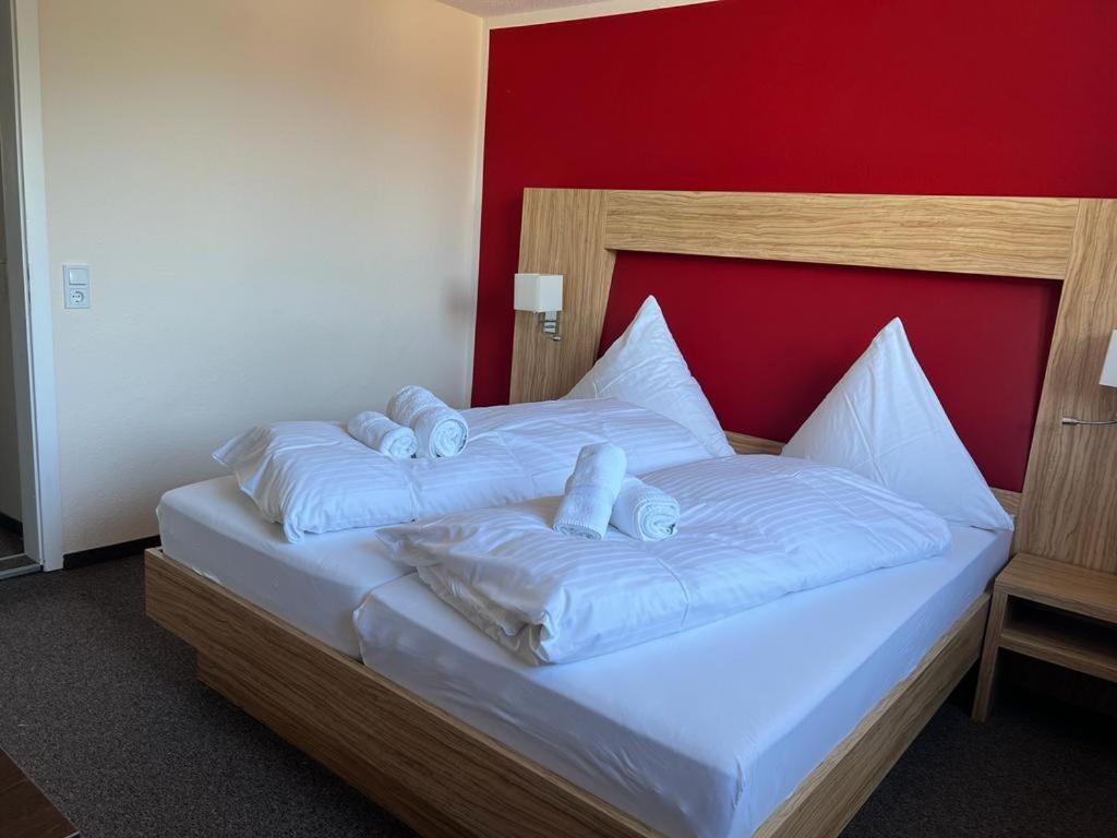 Hotel Ziegenkrug - Pritzwalk Ngoại thất bức ảnh