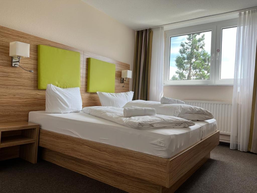 Hotel Ziegenkrug - Pritzwalk Ngoại thất bức ảnh