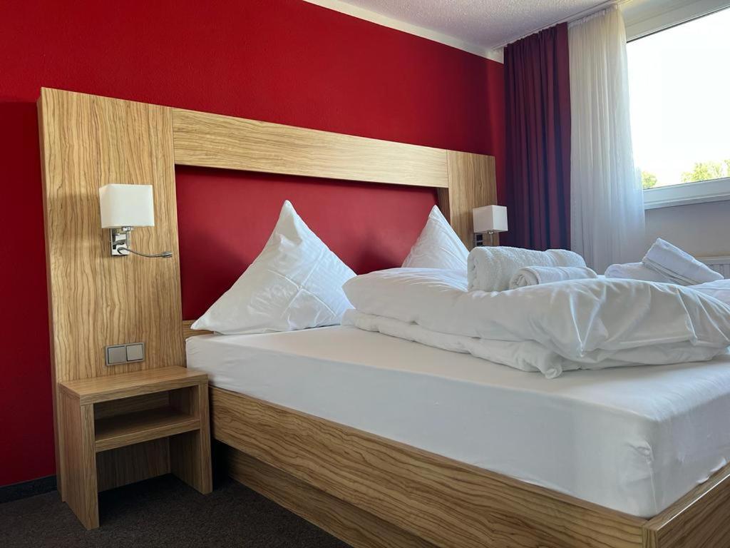 Hotel Ziegenkrug - Pritzwalk Ngoại thất bức ảnh